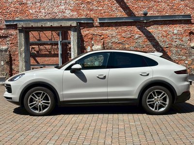 PORSCHE CAYENNE - 8
