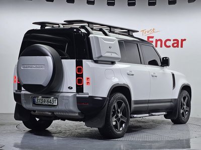 LAND ROVER DEFENDER - 3