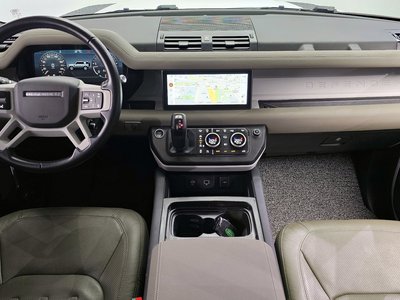 LAND ROVER DEFENDER - 5