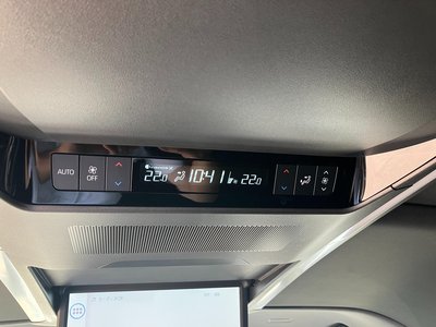 2025 Toyota ALPHARD — миниатюра 37