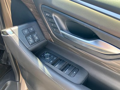 TOYOTA ALPHARD - 10
