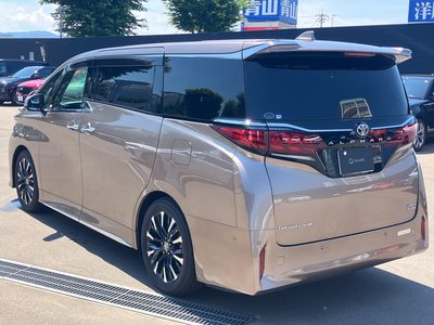 TOYOTA ALPHARD - 2