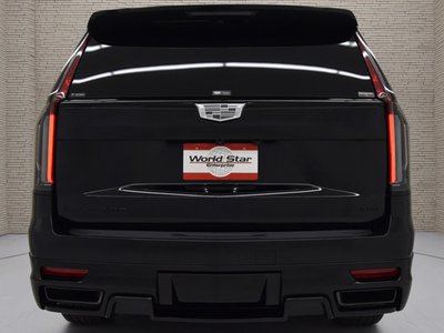 CADILLAC ESCALADE - 8