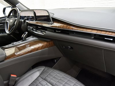 CADILLAC ESCALADE - 10