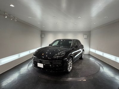 PORSCHE CAYENNE - 1