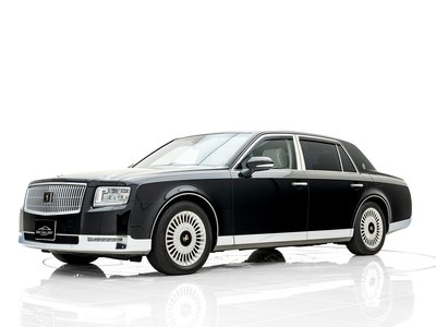 TOYOTA CENTURY - 3