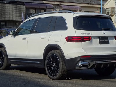 MERCEDES-BENZ GLB - 6