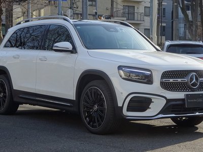 MERCEDES-BENZ GLB - 3