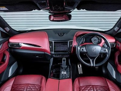 2022 Maserati LEVANTE — фото 5
