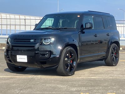 LAND ROVER DEFENDER - 9