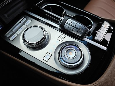 GENESIS G80 (RG3) - 9