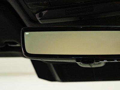 LAND ROVER DEFENDER - 6