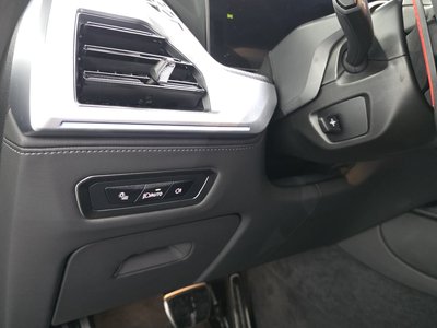 2025 BMW XM 缩略图 30