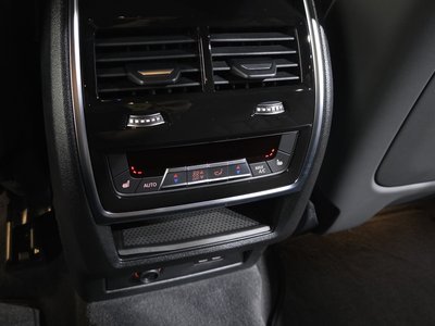 2025 BMW XM 缩略图 24