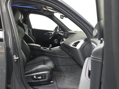 2025 BMW XM 缩略图 17