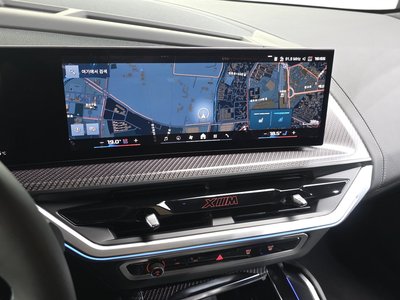 2025 BMW XM 缩略图 20