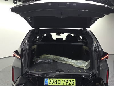 2025 BMW XM 缩略图 26
