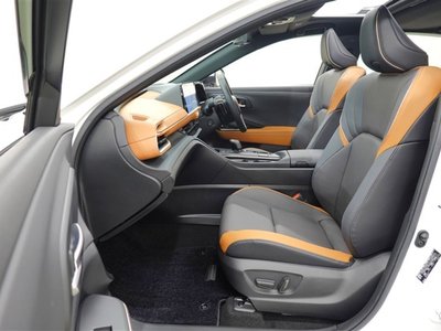 TOYOTA CROWN CROSSOVER - 8