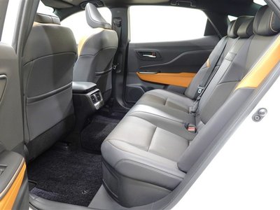 TOYOTA CROWN CROSSOVER - 10