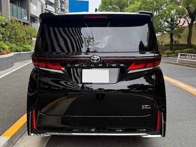 TOYOTA VELLFIRE - 3