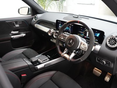 2022 Mercedes-BENZ GLB AMG 照片 6