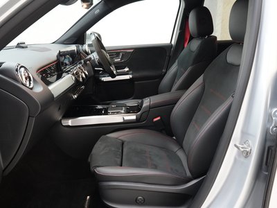 صورة مصغرة 25 لـ 2022 Mercedes-BENZ GLB AMG