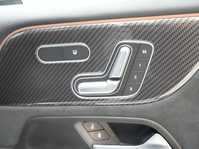 صورة مصغرة 45 لـ 2022 Mercedes-BENZ GLB AMG