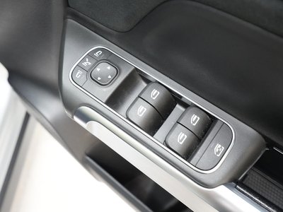 صورة مصغرة 44 لـ 2022 Mercedes-BENZ GLB AMG
