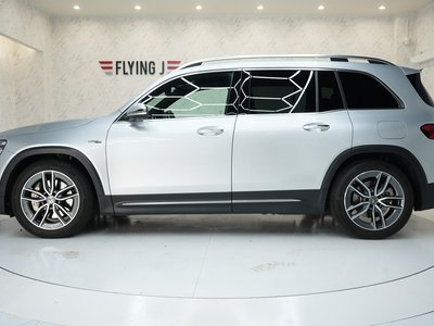2022 Mercedes-BENZ GLB AMG 照片 3