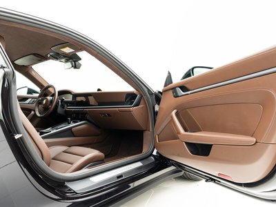 2025 Porsche 911 — миниатюра 32