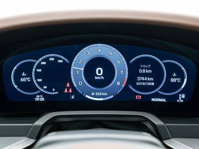 2025 Porsche 911 — миниатюра 25