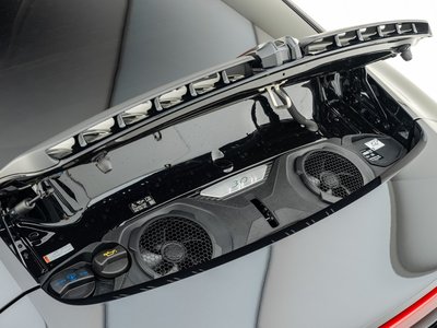 2025 Porsche 911 — миниатюра 19