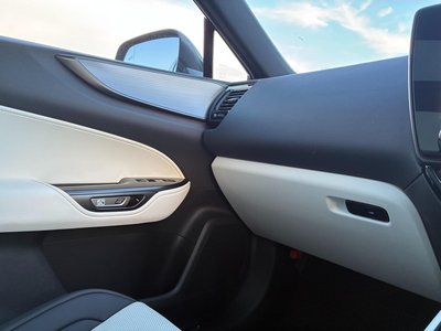 2023 Lexus NX — миниатюра 18