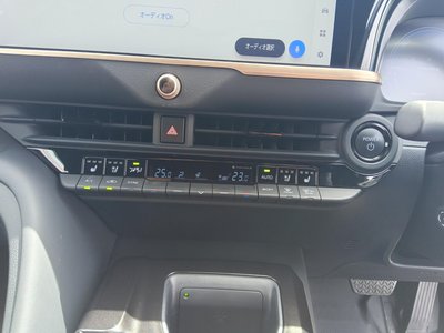 صورة مصغرة 20 لـ 2024 Toyota CROWN CROSSOVER