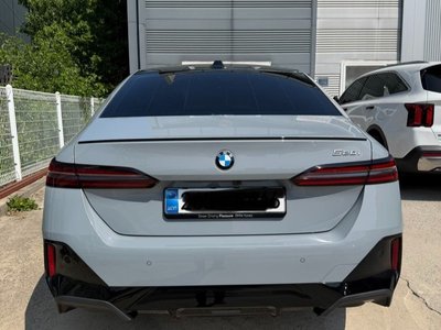 2025 BMW 5 SERIES 照片 3