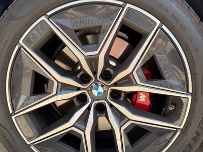 2025 BMW 5 SERIES 照片 8