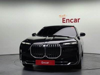 BMW 7 SERIES - 2