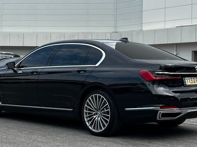 BMW 7 SERIES - 4