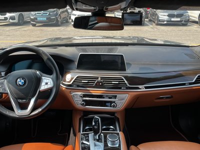 BMW 7 SERIES - 5