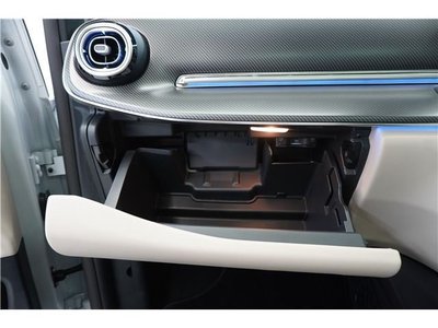 صورة مصغرة 33 لـ 2025 Mercedes-BENZ V-CLASS