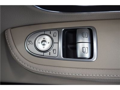 صورة مصغرة 31 لـ 2025 Mercedes-BENZ V-CLASS