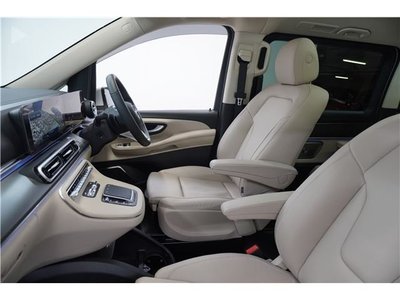 صورة مصغرة 39 لـ 2025 Mercedes-BENZ V-CLASS