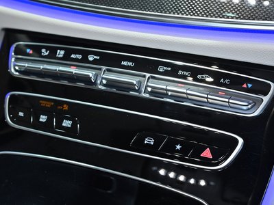 صورة مصغرة 35 لـ 2022 Mercedes-BENZ CLS AMG