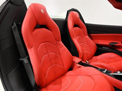 صورة مصغرة 14 لـ 2018 FERRARI 488 SPIDER