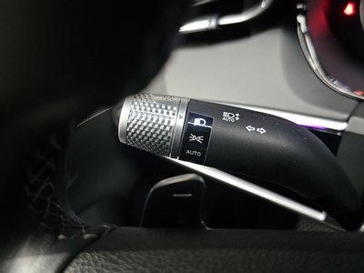 2023 Genesis GV70 thumbnail 28