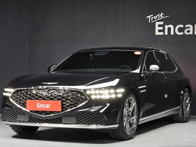 صورة 1 لـ 2023 Genesis G90 (RS4)