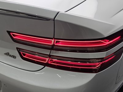 GENESIS G80 (RG3) - 10