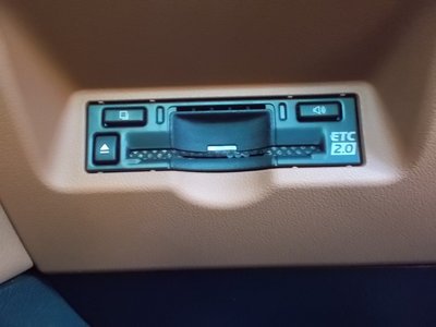 TOYOTA VELLFIRE - 10