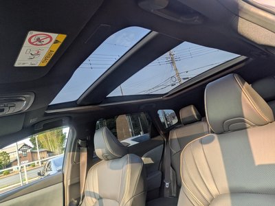 صورة 6 لـ 2025 Toyota CROWN ESTATE