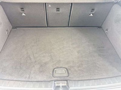 MERCEDES-BENZ GLA - 6